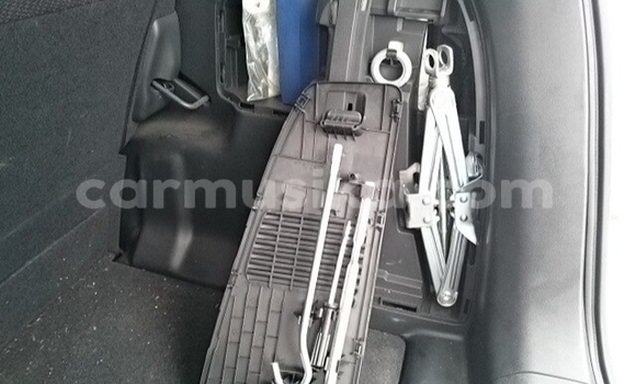 Buy Used Honda Fit Other Car in Beitbridge in Matabeleland South Buy Used Honda Fit Other Car in Beitbridge in Matabeleland South