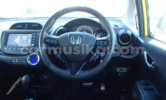 Buy Used Honda Fit Other Car in Beitbridge in Matabeleland South Buy Used Honda Fit Other Car in Beitbridge in Matabeleland South