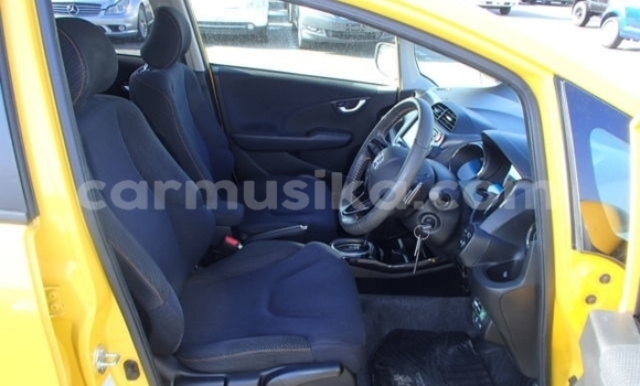 Buy Used Honda Fit Other Car in Beitbridge in Matabeleland South Buy Used Honda Fit Other Car in Beitbridge in Matabeleland South