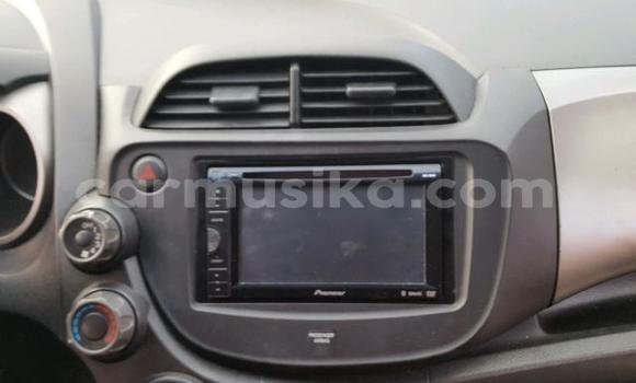 Buy Used Honda Fit White Car in Beitbridge in Matabeleland South Buy Used Honda Fit White Car in Beitbridge in Matabeleland South