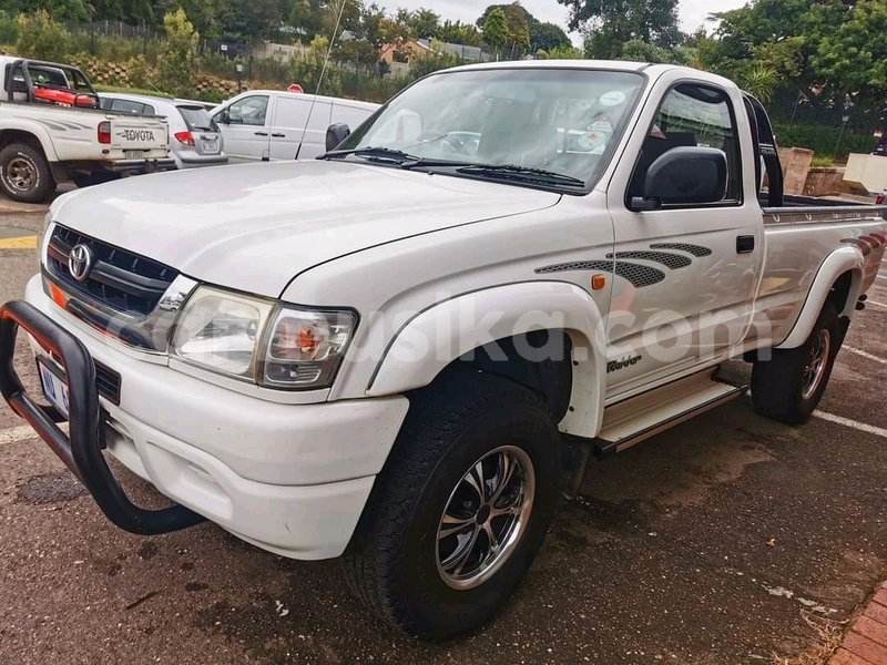 Big with watermark toyota hilux matabeleland south beitbridge 21126