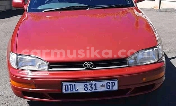 Acheter Occasion Voiture Toyota Camry Rouge à Beitbridge, Matabeleland South Acheter Occasion Voiture Toyota Camry Rouge à Beitbridge, Matabeleland South