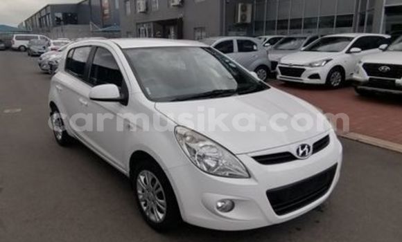 Tenga Tsaru Hyundai i20 Chena Mota in Beitbridge in Matabeleland South Tenga Tsaru Hyundai i20 Chena Mota in Beitbridge in Matabeleland South