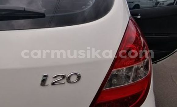 Tenga Tsaru Hyundai i20 Chena Mota in Beitbridge in Matabeleland South Tenga Tsaru Hyundai i20 Chena Mota in Beitbridge in Matabeleland South