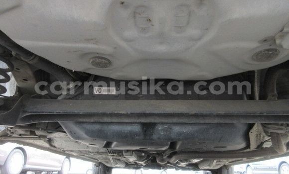 Acheter Occasion Voiture Toyota Vitz Blanc à Beitbridge, Matabeleland South Acheter Occasion Voiture Toyota Vitz Blanc à Beitbridge, Matabeleland South