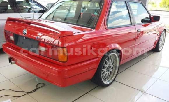 Acheter Occasion Voiture BMW 3–Series Rouge à Beitbridge, Matabeleland South Acheter Occasion Voiture BMW 3–Series Rouge à Beitbridge, Matabeleland South