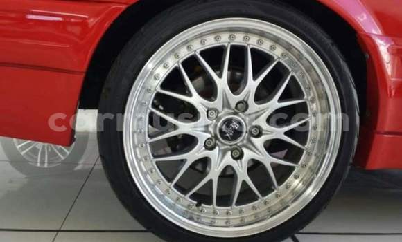 Acheter Occasion Voiture BMW 3–Series Rouge à Beitbridge, Matabeleland South Acheter Occasion Voiture BMW 3–Series Rouge à Beitbridge, Matabeleland South