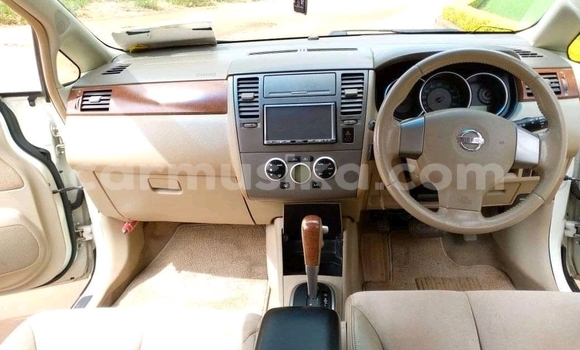 Buy Used Nissan Tiida White Car in Beitbridge in Matabeleland South Buy Used Nissan Tiida White Car in Beitbridge in Matabeleland South