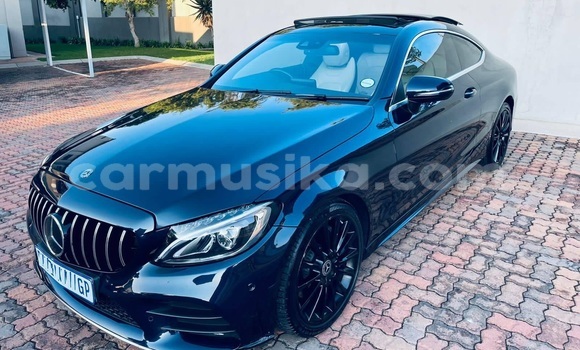 Acheter Occasion Voiture Mercedes-Benz C250 coupe Noir à Beitbridge, Matabeleland South