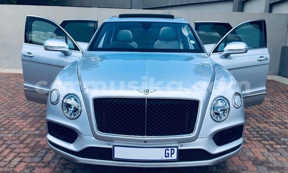 Tenga Tsaru Bentley Continental GT Sirivha Mota in Beitbridge in Matabeleland South Tenga Tsaru Bentley Continental GT Sirivha Mota in Beitbridge in Matabeleland South