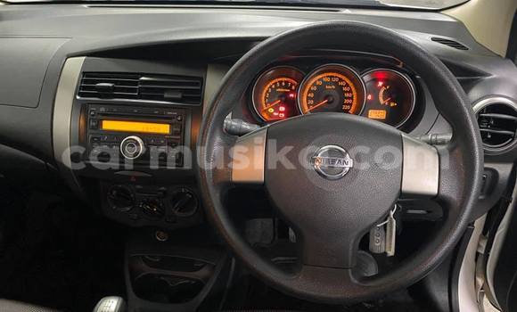 Tenga Tsaru Nissan Livina Chena Mota in Beitbridge in Matabeleland South Tenga Tsaru Nissan Livina Chena Mota in Beitbridge in Matabeleland South