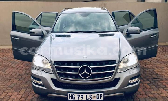 Acheter Occasion Voiture Mercedes-Benz C-Classe Autre à Beitbridge, Matabeleland South Acheter Occasion Voiture Mercedes-Benz C-Classe Autre à Beitbridge, Matabeleland South