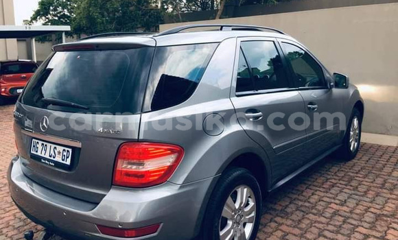 Acheter Occasion Voiture Mercedes-Benz C-Classe Autre à Beitbridge, Matabeleland South Acheter Occasion Voiture Mercedes-Benz C-Classe Autre à Beitbridge, Matabeleland South