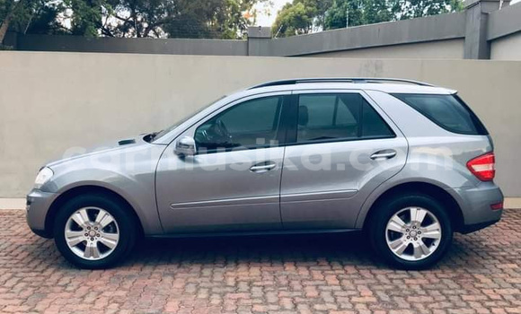 Acheter Occasion Voiture Mercedes-Benz C-Classe Autre à Beitbridge, Matabeleland South Acheter Occasion Voiture Mercedes-Benz C-Classe Autre à Beitbridge, Matabeleland South
