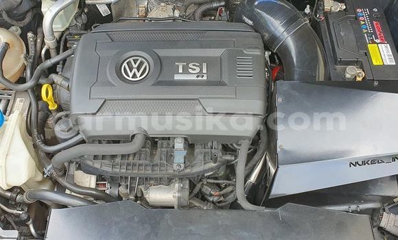 Tenga Tsaru Volkswagen Golf R Zvimwe Mota in Beitbridge in Matabeleland South Tenga Tsaru Volkswagen Golf R Zvimwe Mota in Beitbridge in Matabeleland South