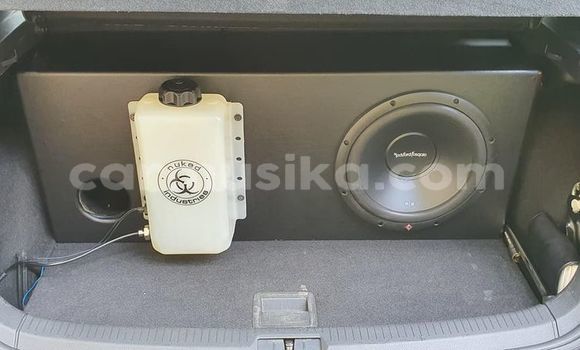 Tenga Tsaru Volkswagen Golf R Zvimwe Mota in Beitbridge in Matabeleland South Tenga Tsaru Volkswagen Golf R Zvimwe Mota in Beitbridge in Matabeleland South