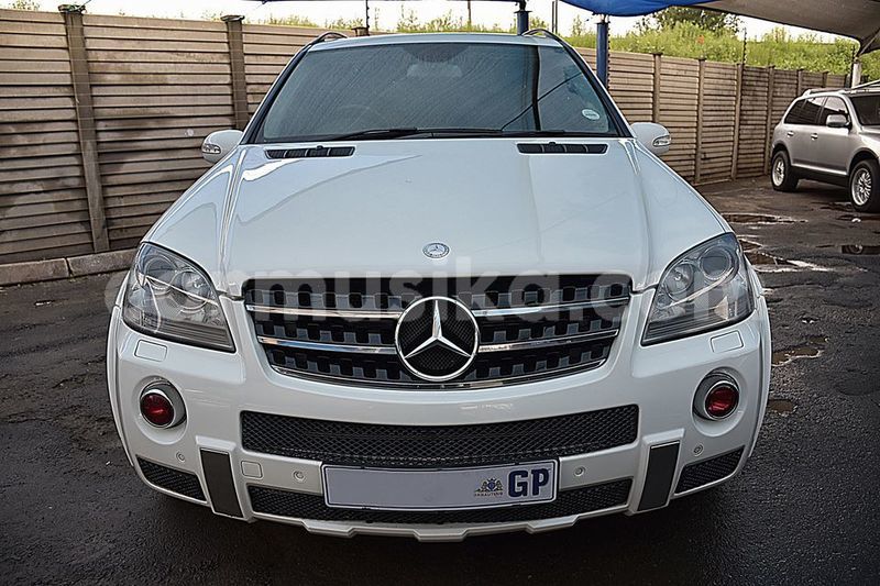 Big with watermark mercedes benz glc 250d matabeleland south beitbridge 21154