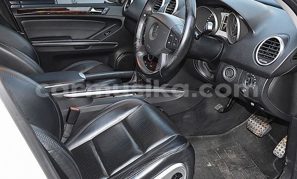 Acheter Occasion Voiture Mercedes-Benz GLC 250D Blanc à Beitbridge, Matabeleland South Acheter Occasion Voiture Mercedes-Benz GLC 250D Blanc à Beitbridge, Matabeleland South