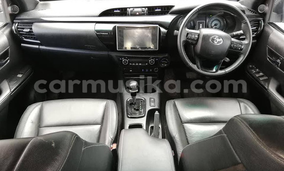 Tenga Tsaru Toyota Hilux Chena Mota in Beitbridge in Matabeleland South Tenga Tsaru Toyota Hilux Chena Mota in Beitbridge in Matabeleland South