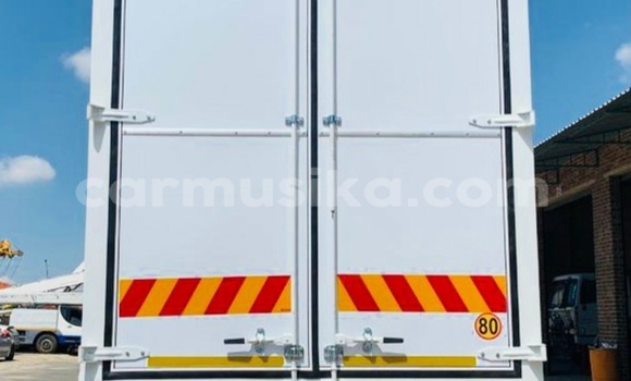 Buy Used Nissan UD White Truck in Beitbridge in Matabeleland South Buy Used Nissan UD White Truck in Beitbridge in Matabeleland South