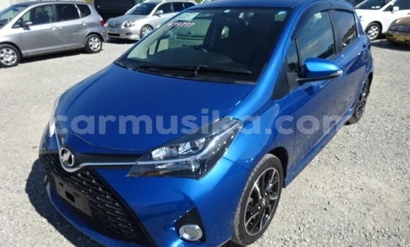 Tenga Tsaru Toyota Vitz Bhuruu Mota in Beitbridge in Matabeleland South
