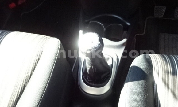 Acheter Occasion Voiture Toyota Vitz Bleu à Beitbridge, Matabeleland South Acheter Occasion Voiture Toyota Vitz Bleu à Beitbridge, Matabeleland South