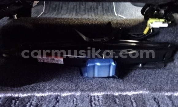 Acheter Occasion Voiture Toyota Vitz Bleu à Beitbridge, Matabeleland South Acheter Occasion Voiture Toyota Vitz Bleu à Beitbridge, Matabeleland South