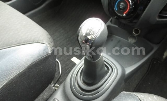 Buy Used Toyota Vitz Blue Car in Beitbridge in Matabeleland South Buy Used Toyota Vitz Blue Car in Beitbridge in Matabeleland South