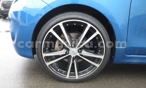 Buy Used Toyota Vitz Blue Car in Beitbridge in Matabeleland South Buy Used Toyota Vitz Blue Car in Beitbridge in Matabeleland South