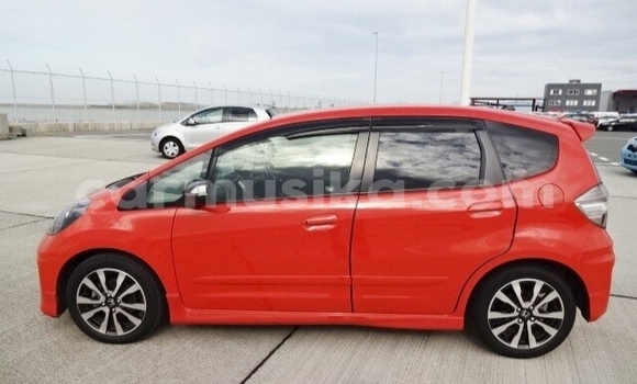 Tenga Tsaru Honda Fit Tsvuku Mota in Beitbridge in Matabeleland South Tenga Tsaru Honda Fit Tsvuku Mota in Beitbridge in Matabeleland South