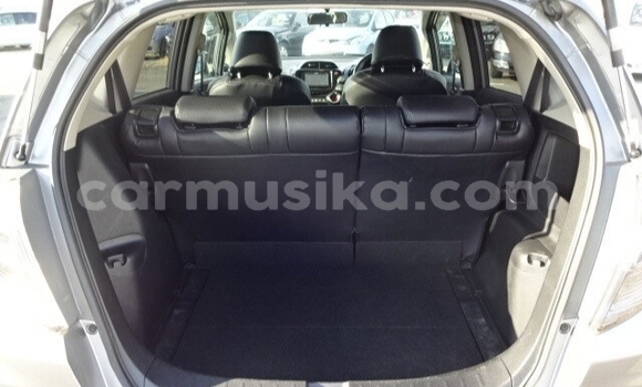 Tenga Tsaru Honda Fit Sirivha Mota in Beitbridge in Matabeleland South Tenga Tsaru Honda Fit Sirivha Mota in Beitbridge in Matabeleland South