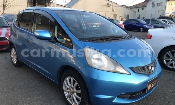 Buy Used Honda Fit Blue Car in Beitbridge in Matabeleland South