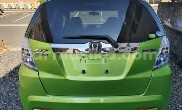 Nunua Ilio tumika Honda Fit Kijani Gari ndani ya Beitbridge nchini Matabeleland Kusini Nunua Ilio tumika Honda Fit Kijani Gari ndani ya Beitbridge nchini Matabeleland Kusini