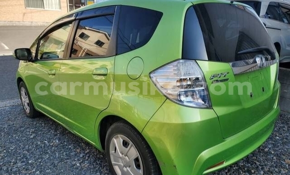 Nunua Ilio tumika Honda Fit Kijani Gari ndani ya Beitbridge nchini Matabeleland Kusini Nunua Ilio tumika Honda Fit Kijani Gari ndani ya Beitbridge nchini Matabeleland Kusini