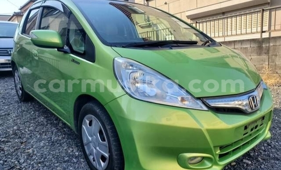 Nunua Ilio tumika Honda Fit Kijani Gari ndani ya Beitbridge nchini Matabeleland Kusini Nunua Ilio tumika Honda Fit Kijani Gari ndani ya Beitbridge nchini Matabeleland Kusini