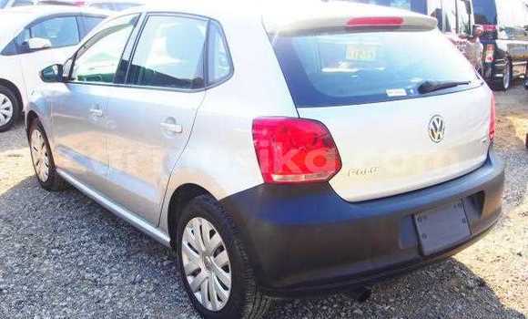 Nunua Ilio tumika Volkswagen Polo Fedha Gari ndani ya Beitbridge nchini Matabeleland Kusini Nunua Ilio tumika Volkswagen Polo Fedha Gari ndani ya Beitbridge nchini Matabeleland Kusini