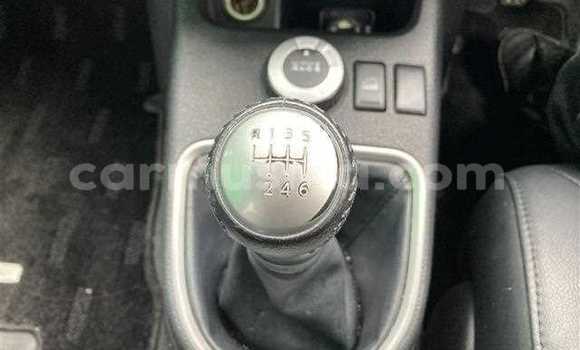 Acheter Occasion Voiture Nissan X–Trail Noir à Beitbridge, Matabeleland South Acheter Occasion Voiture Nissan X–Trail Noir à Beitbridge, Matabeleland South