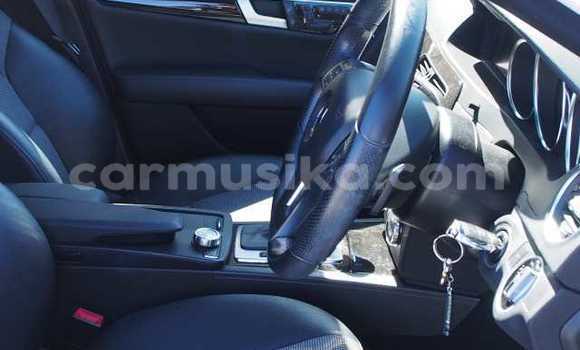 Acheter Occasion Voiture Mercedes‒Benz C–Class Blanc à Beitbridge, Matabeleland South Acheter Occasion Voiture Mercedes‒Benz C–Class Blanc à Beitbridge, Matabeleland South