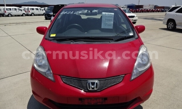 Buy Used Honda Fit Red Car in Beitbridge in Matabeleland South Buy Used Honda Fit Red Car in Beitbridge in Matabeleland South
