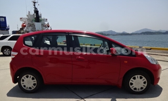 Buy Used Honda Fit Red Car in Beitbridge in Matabeleland South Buy Used Honda Fit Red Car in Beitbridge in Matabeleland South