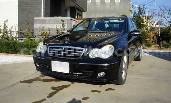 Buy Used Mercedes‒Benz C–Class Black Car in Beitbridge in Matabeleland South