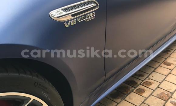 Nunua Mpya Mercedes-Benz E200 Bluu Gari ndani ya Harare nchini Harare Nunua Mpya Mercedes-Benz E200 Bluu Gari ndani ya Harare nchini Harare