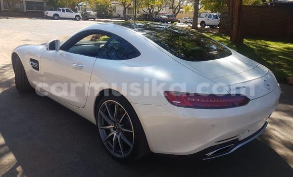 Tenga Itsva Mercedes-Benz C-Classe Chena Mota in Harare in Harare Tenga Itsva Mercedes-Benz C-Classe Chena Mota in Harare in Harare