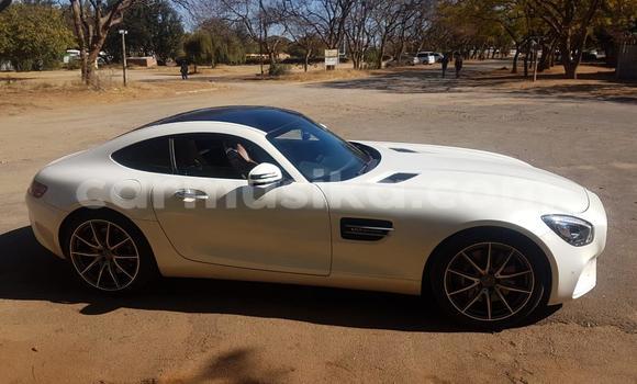 Tenga Itsva Mercedes-Benz C-Classe Chena Mota in Harare in Harare Tenga Itsva Mercedes-Benz C-Classe Chena Mota in Harare in Harare