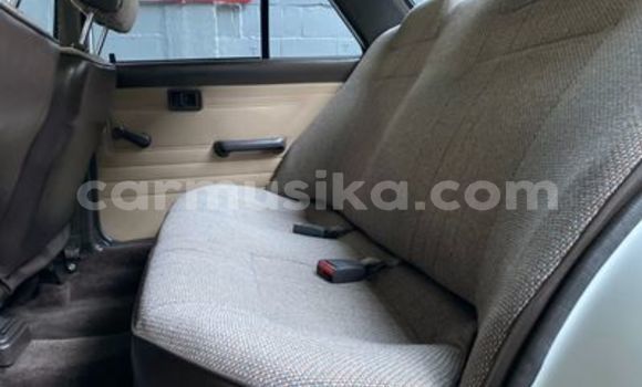 Buy Used Nissan Sentra Other Car in Beitbridge in Matabeleland South Buy Used Nissan Sentra Other Car in Beitbridge in Matabeleland South