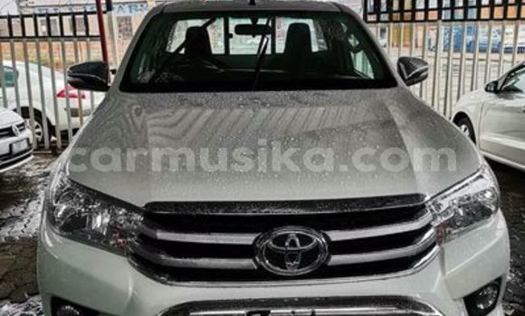Nunua Ilio tumika Toyota Hilux Nyeupe Gari ndani ya Beitbridge nchini Matabeleland Kusini Nunua Ilio tumika Toyota Hilux Nyeupe Gari ndani ya Beitbridge nchini Matabeleland Kusini