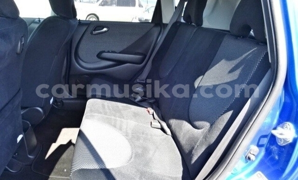 Buy Used Honda Fit Blue Car in Beitbridge in Matabeleland South Buy Used Honda Fit Blue Car in Beitbridge in Matabeleland South