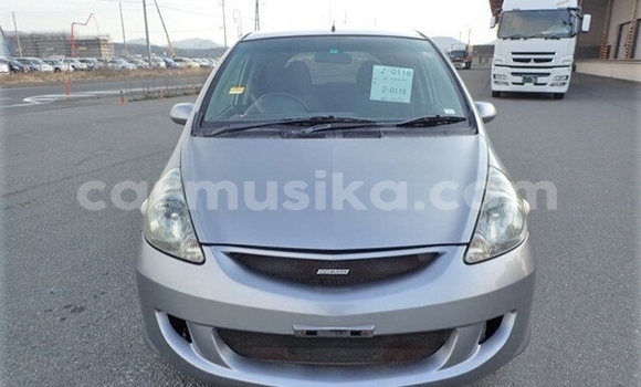 Acheter Occasion Voiture Honda Fit Gris à Beitbridge, Matabeleland South Acheter Occasion Voiture Honda Fit Gris à Beitbridge, Matabeleland South