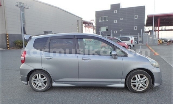 Acheter Occasion Voiture Honda Fit Gris à Beitbridge, Matabeleland South Acheter Occasion Voiture Honda Fit Gris à Beitbridge, Matabeleland South