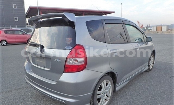 Acheter Occasion Voiture Honda Fit Gris à Beitbridge, Matabeleland South Acheter Occasion Voiture Honda Fit Gris à Beitbridge, Matabeleland South